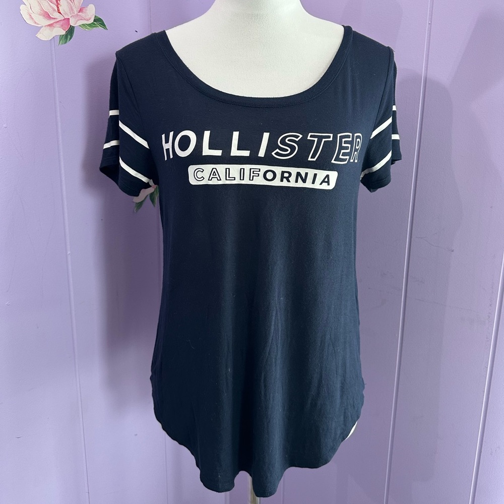 Hollister Graphic Tee Navy Blue Size XS